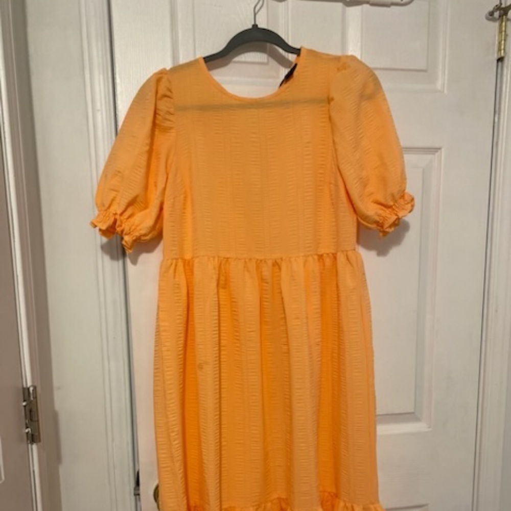 Dress - Picture 6 of 8